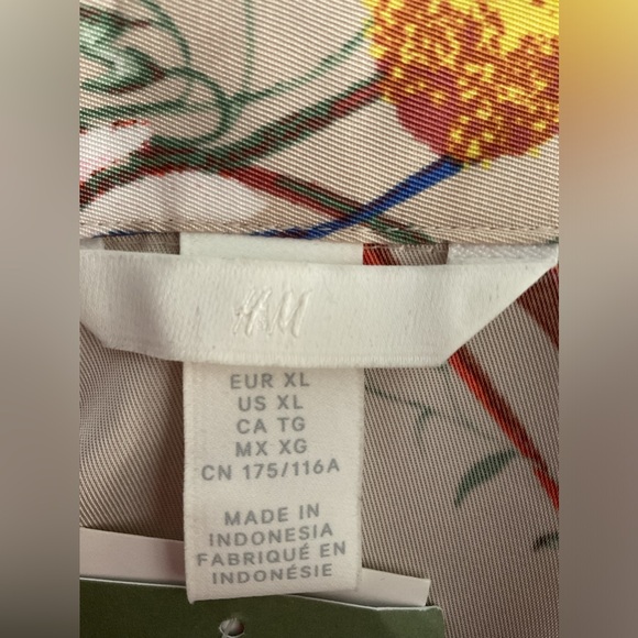 H&M Blush/Tan Floral Oversized Blazer Size XL   NWT - Picture 3 of 3